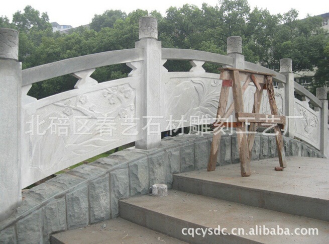 歐式石材欄桿有什么優(yōu)點(diǎn)？